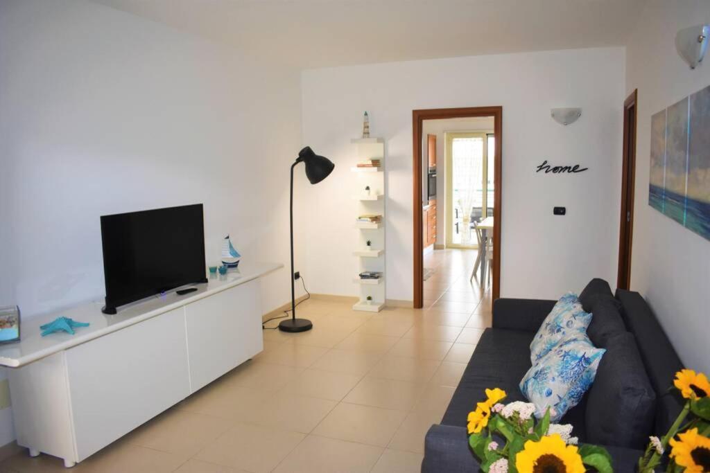 Donna Teresa Accomodation - Holiday House Монополі Екстер'єр фото